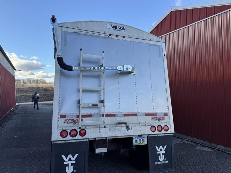 2014-wilson-hopper-bottom-image-8