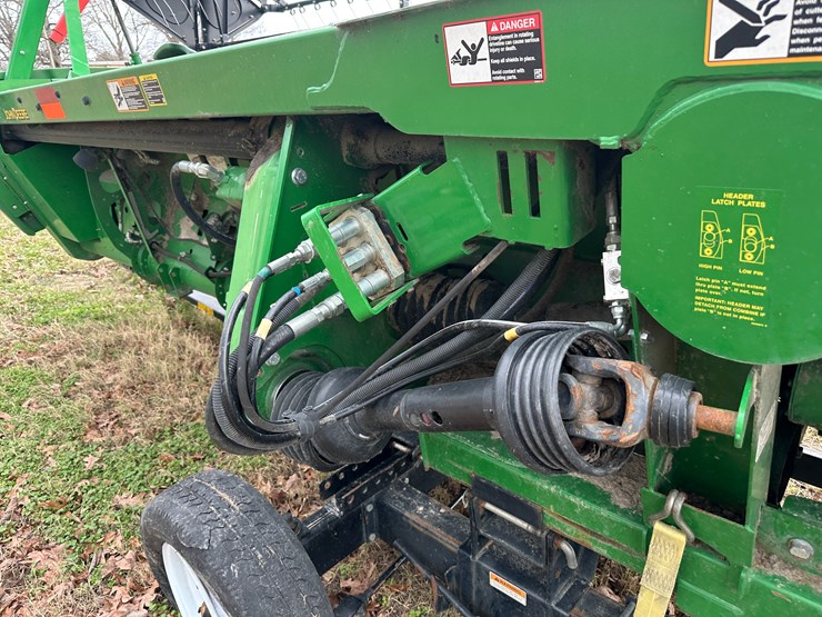 2017-john-deere-630fd-image-11