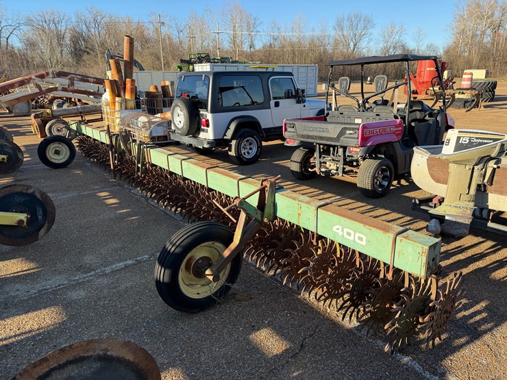 john-deere-400-image-2