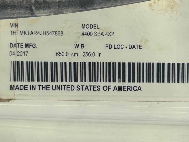 2018-international-durastar-4400-image-40