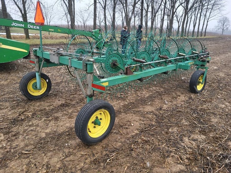 john-deere-704-image-6