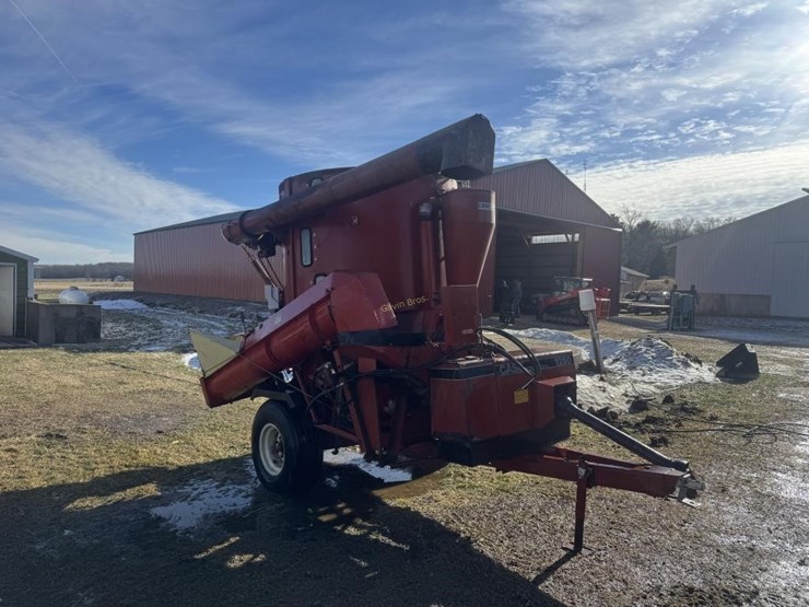 case-ih-1250-image-1