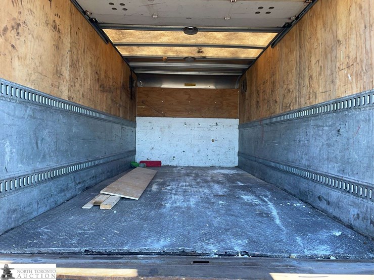 2011-ford-e-series-s/a-cube-van-image-27