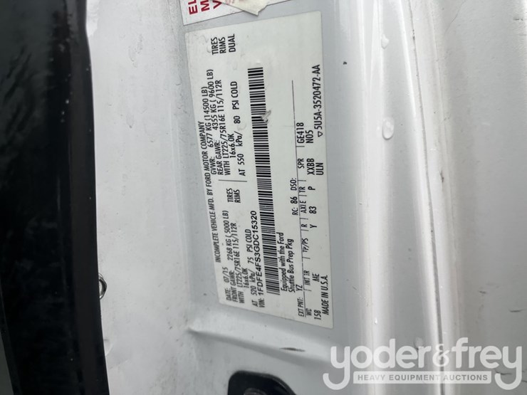 2014-ford-e450-image-44