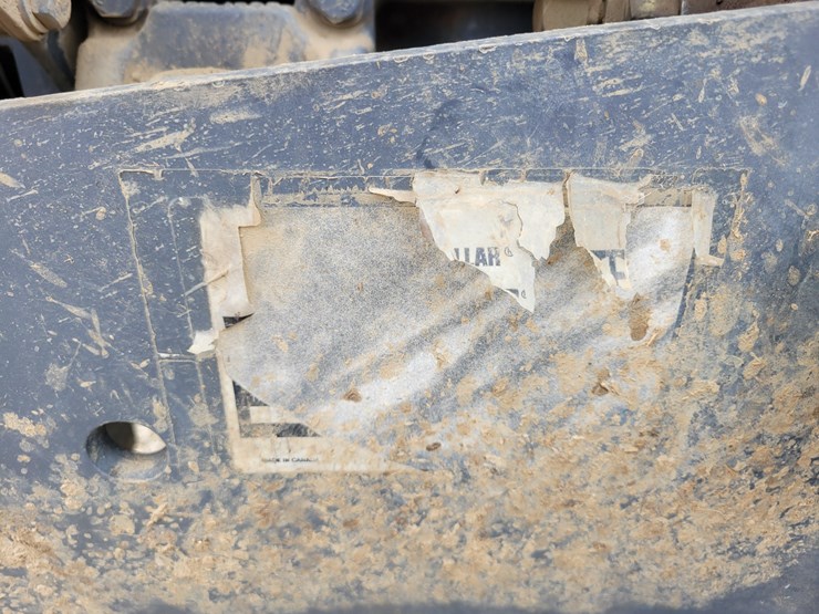 1998-cat-45-track-tractor-image-24