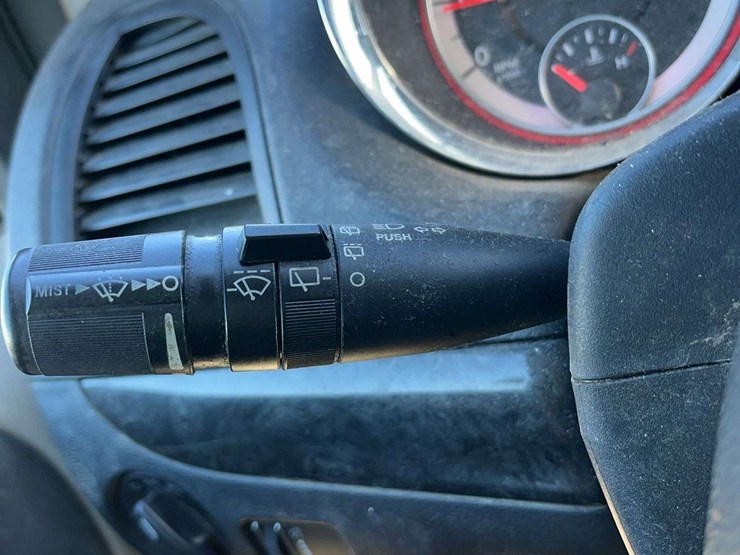 2012-ram-c/v-image-20