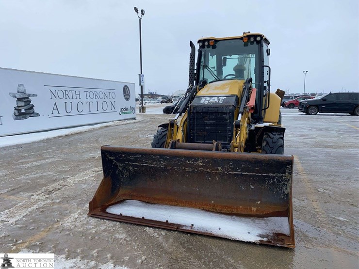 2019-caterpillar-420f2-it-image-2