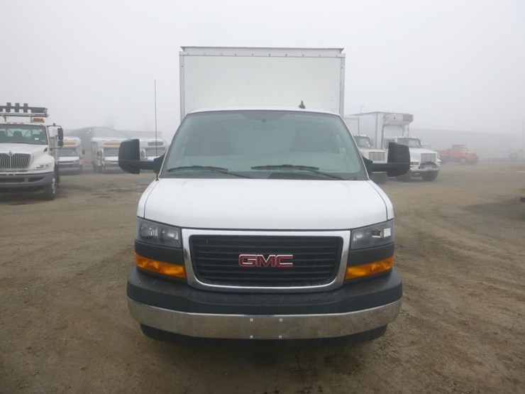 2023-gmc-3500-image-8