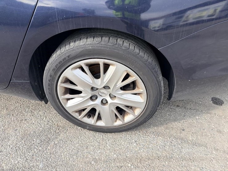 2019-chevrolet-impala-sedan-image-5