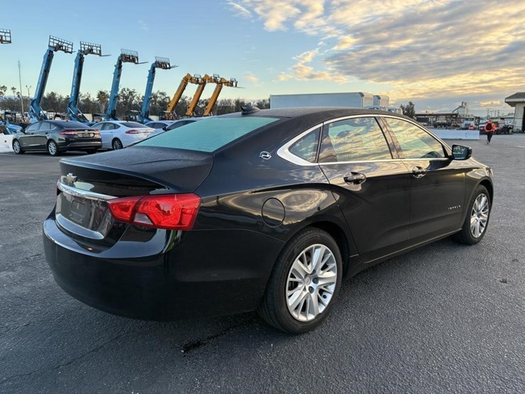 2019-chevrolet-impala-sedan-image-3