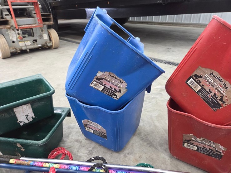 (2)-calf-rope-halters,-(5)-calf-neck-ties,-(6)-hanging-feeders-&-(4)-show-sticks-image-6