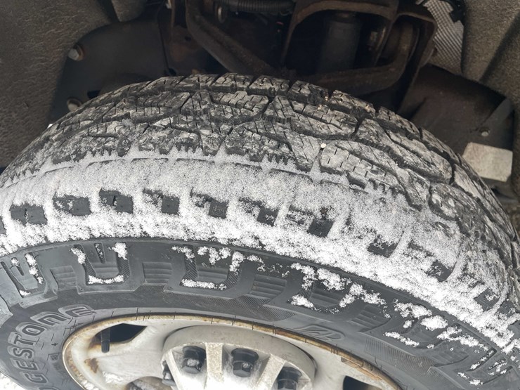 2017-chevrolet-2500-image-10