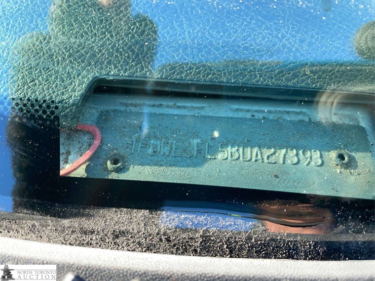 2011-ford-e-series-s/a-cube-van-image-9