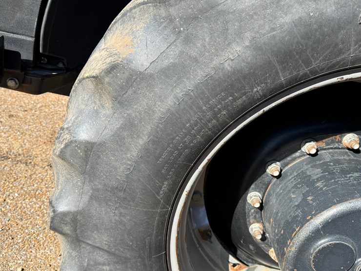 2016-case-ih-magnum-310-image-35