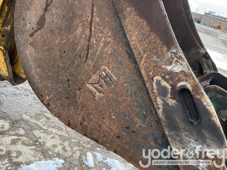 2011-caterpillar-420e-image-27