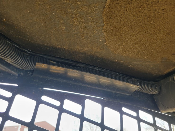 2007-john-deere-317-image-21