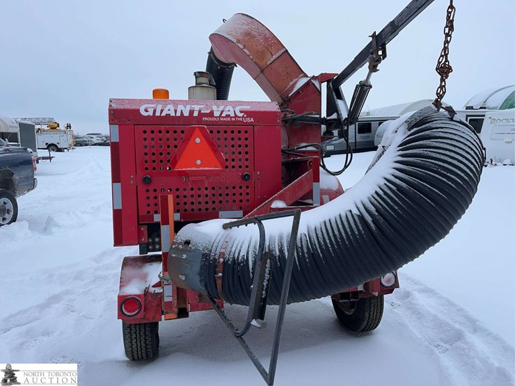 2011-giant-sm6600jdt-hw-s/a-vacuum-trailer-image-3