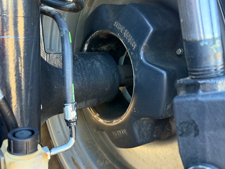 2016-case-ih-magnum-310-image-12