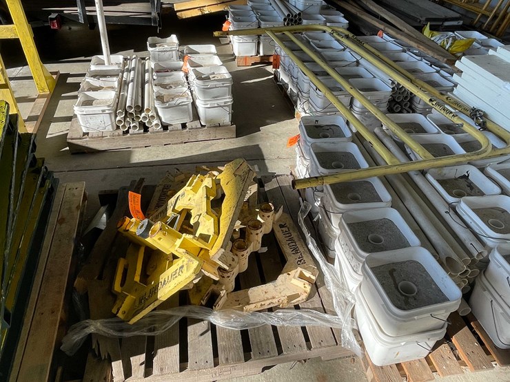 #2783-•-metal-safety-barrier-image-1