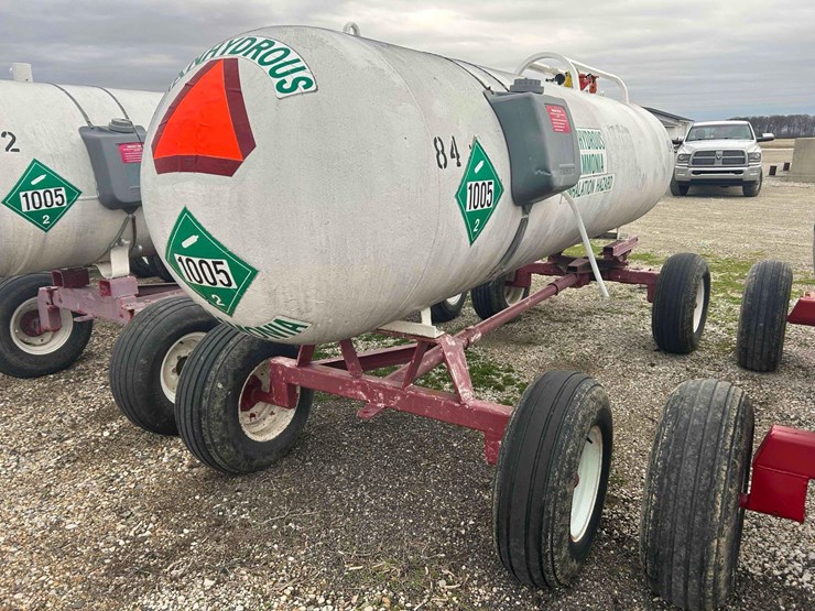 1000-gal.-nh3-tank-on-gear-#84-image-7