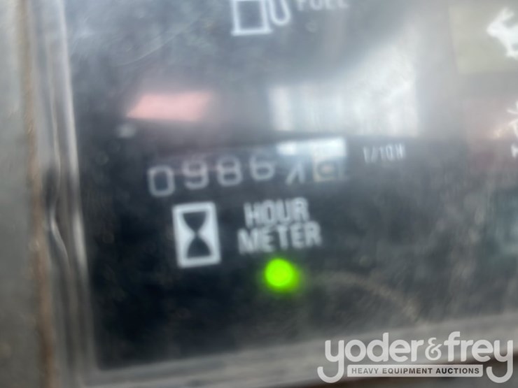 2013-takeuchi-tb153fr-image-34