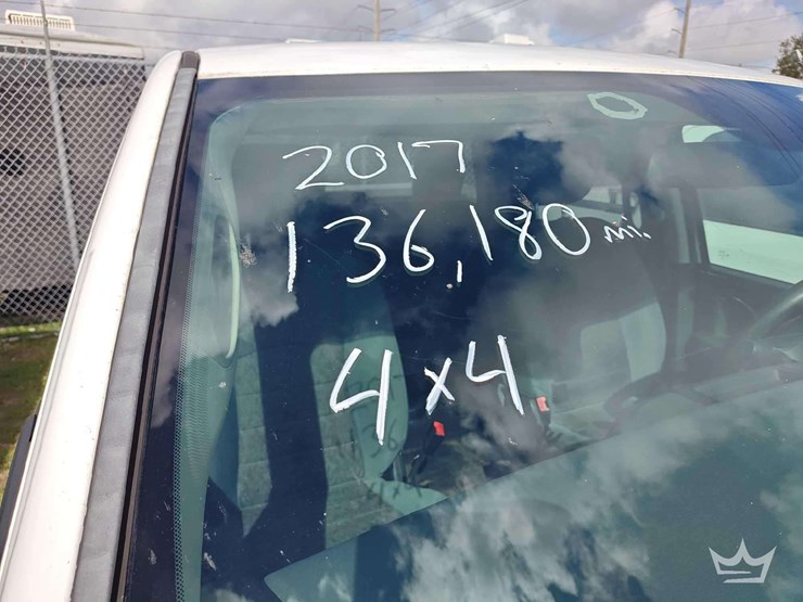 2017-dodge-1500-image-28