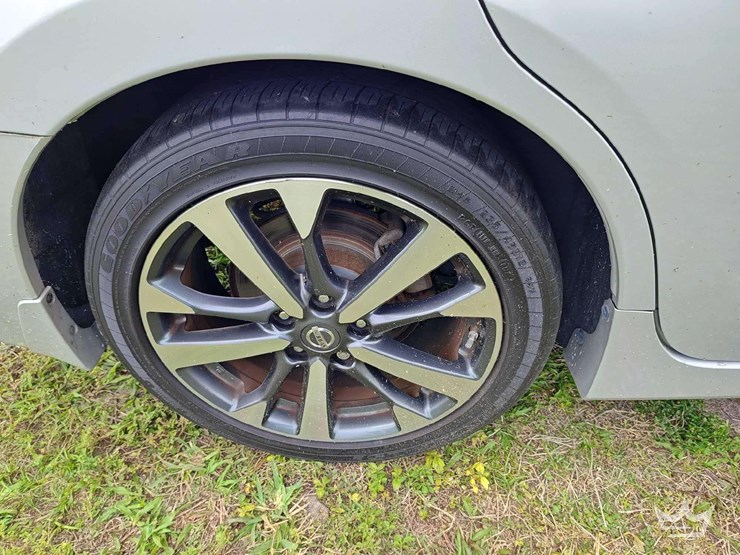 2017-nissan-altima-sedan-image-43