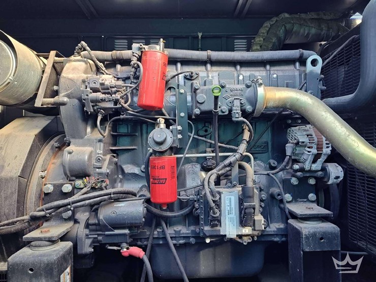 2013-generac-200-kw-image-14