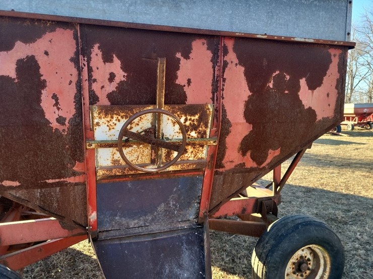 hopper-wagon-w/running-gear-image-18