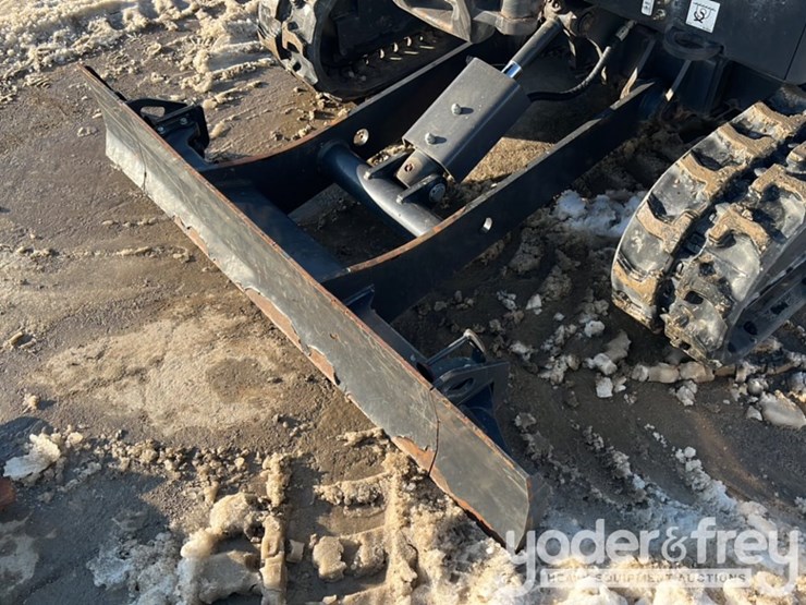 2022-bobcat-e20-image-23