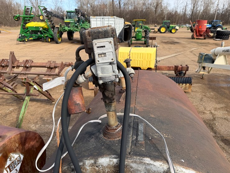 #7765-•-fuel-tank-w/-pump-image-4