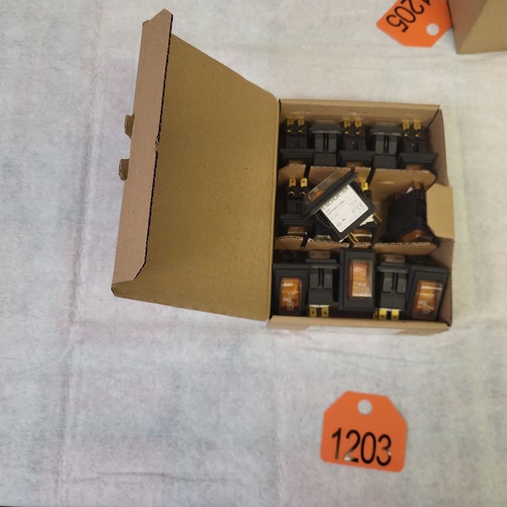 (15) Schurter 16 AMP 240 Volt Single Phase Breakers - Tag #1203