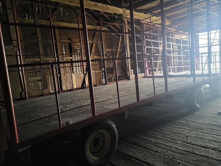 john-deere-1065-image-5