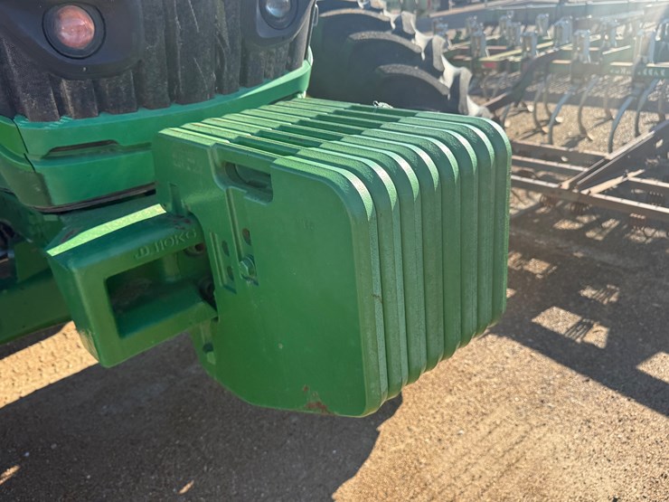 john-deere-6145r-image-37