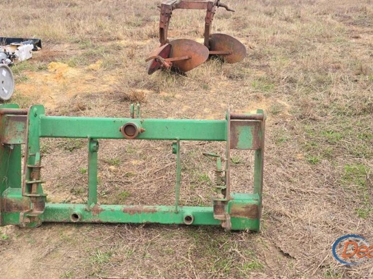 john-deere-quick-connect-hay-spear-image-2