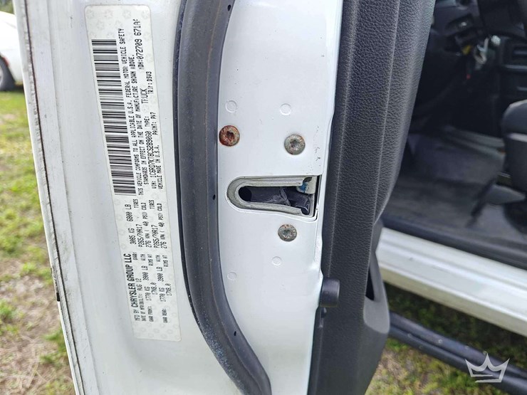 2012-dodge-ram-1500-image-41