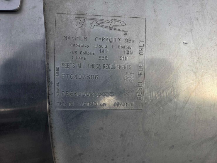 2013-peterbilt-388-image-10