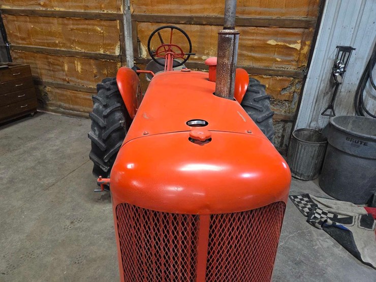 1952-allis-chalmers-wd-tractor-image-8