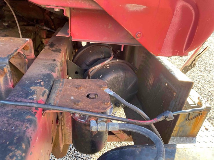 1970-international-2010a-fleetstar-firetruck-image-14