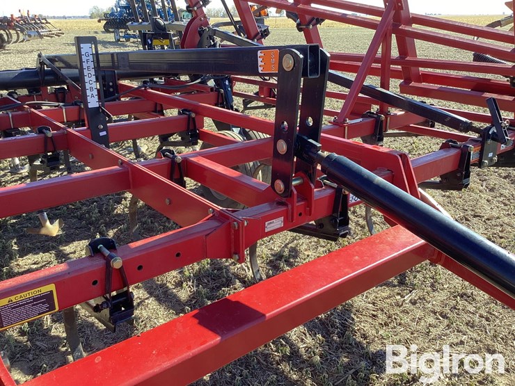 2011-case-ih-200-image-15