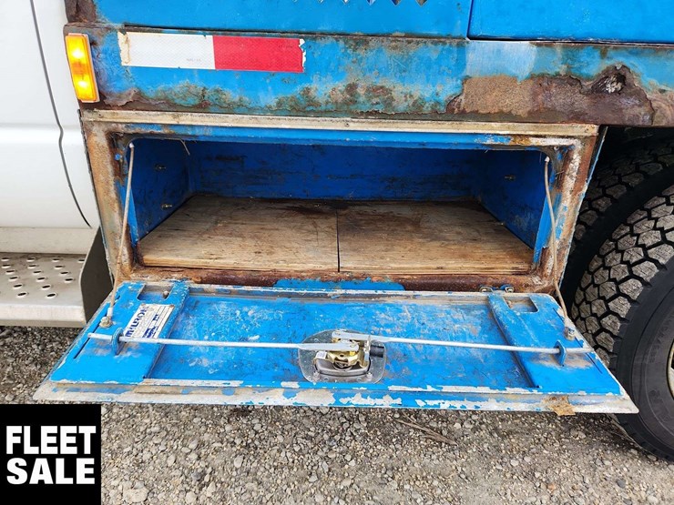 2009-dodge-ram-5500-image-33