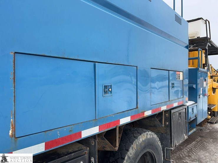 2010-international-durastar-4400-image-32