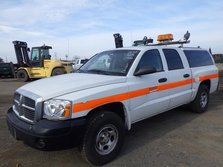 2007-dodge-dakota-image-1