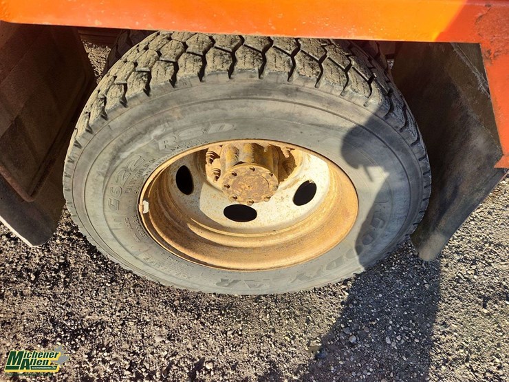 2008-ford-f550-image-13