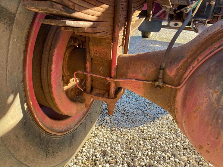 1970-international-2010a-fleetstar-firetruck-image-24