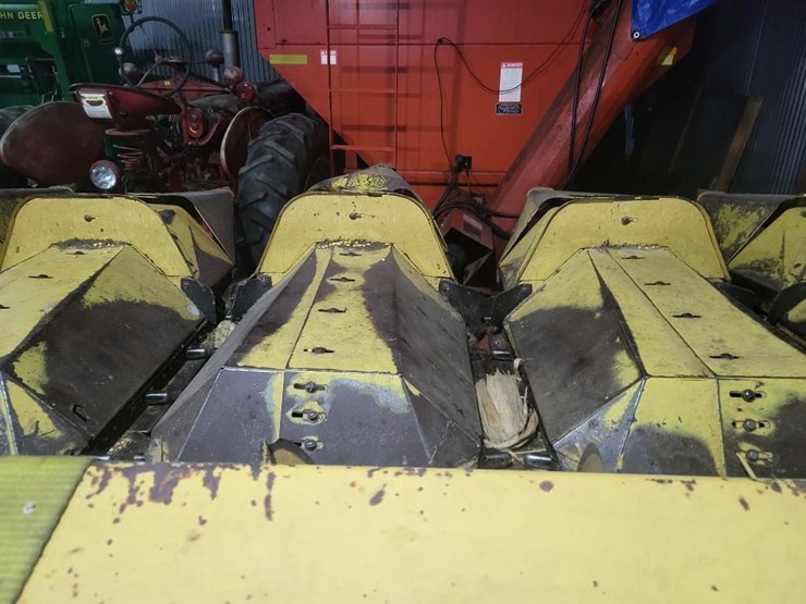 new-holland-974-image-10