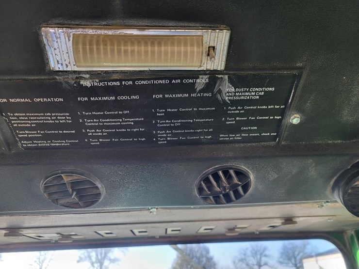 john-deere-7520-image-78