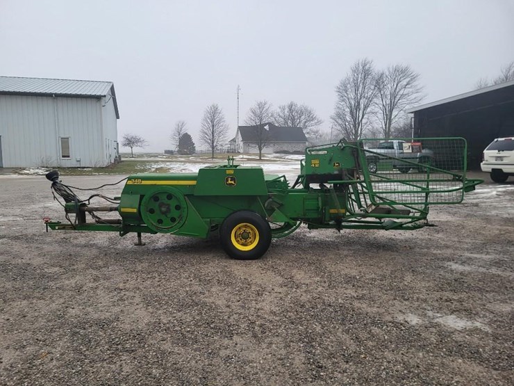 john-deere-348-image-6