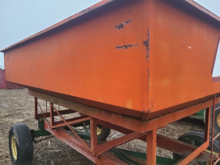 hopper-wagon-w/running-gear-image-17