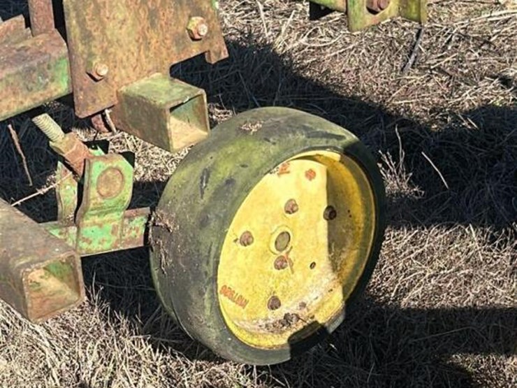 john-deere-825-image-4